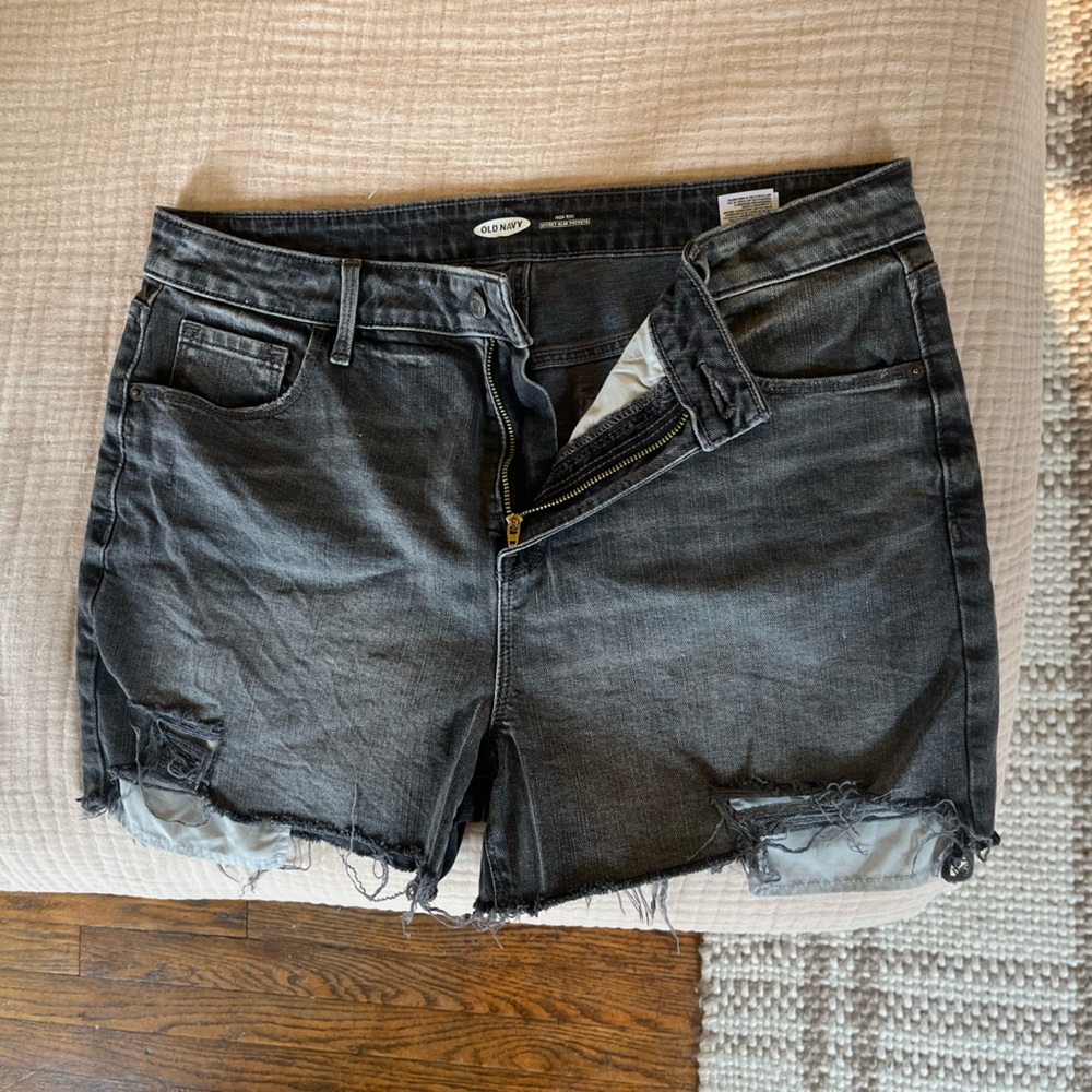 SOLD Old Navy High Rise Shorts